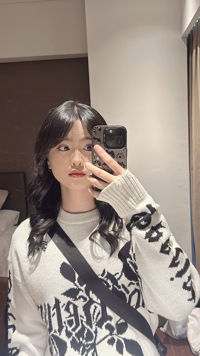 Adel. 🌷 tweet media