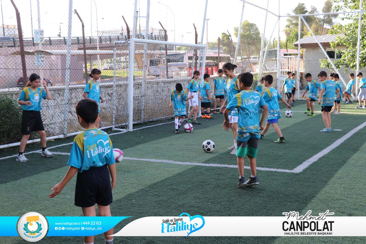 ÇOCUKLAR, TEKVANDO VE FUTBOL KURSUNA YOĞUN İLGİ GÖSTERİYOR

haliliye.bel.tr/icerik/7161/12…