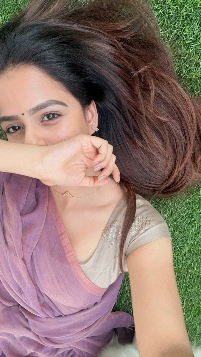 GRy-uauaMAEM27R?format=jpg&name=medium