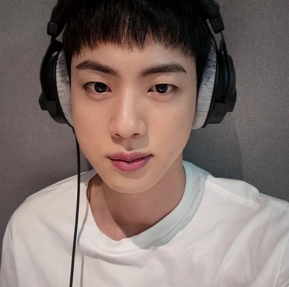 [jin] instagram post