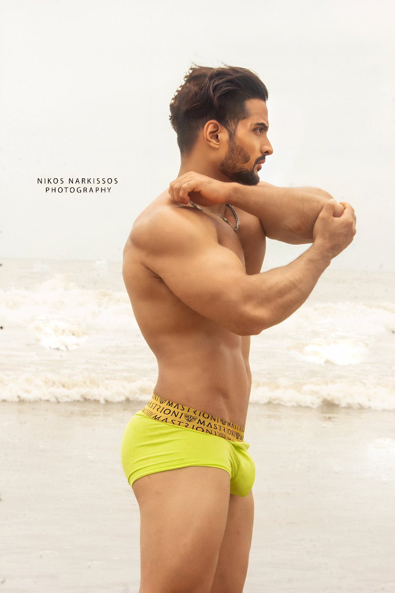 nikos117's tweet photo. #beachbody #beachbum #fit #fitness #FitFam #indianmalemodel #indianmen #sexy #sexybody #sexymalemodel #nikosnarkissosphotography #sexyhunk #hunkoftheday https://t.co/aodAkjrg0C