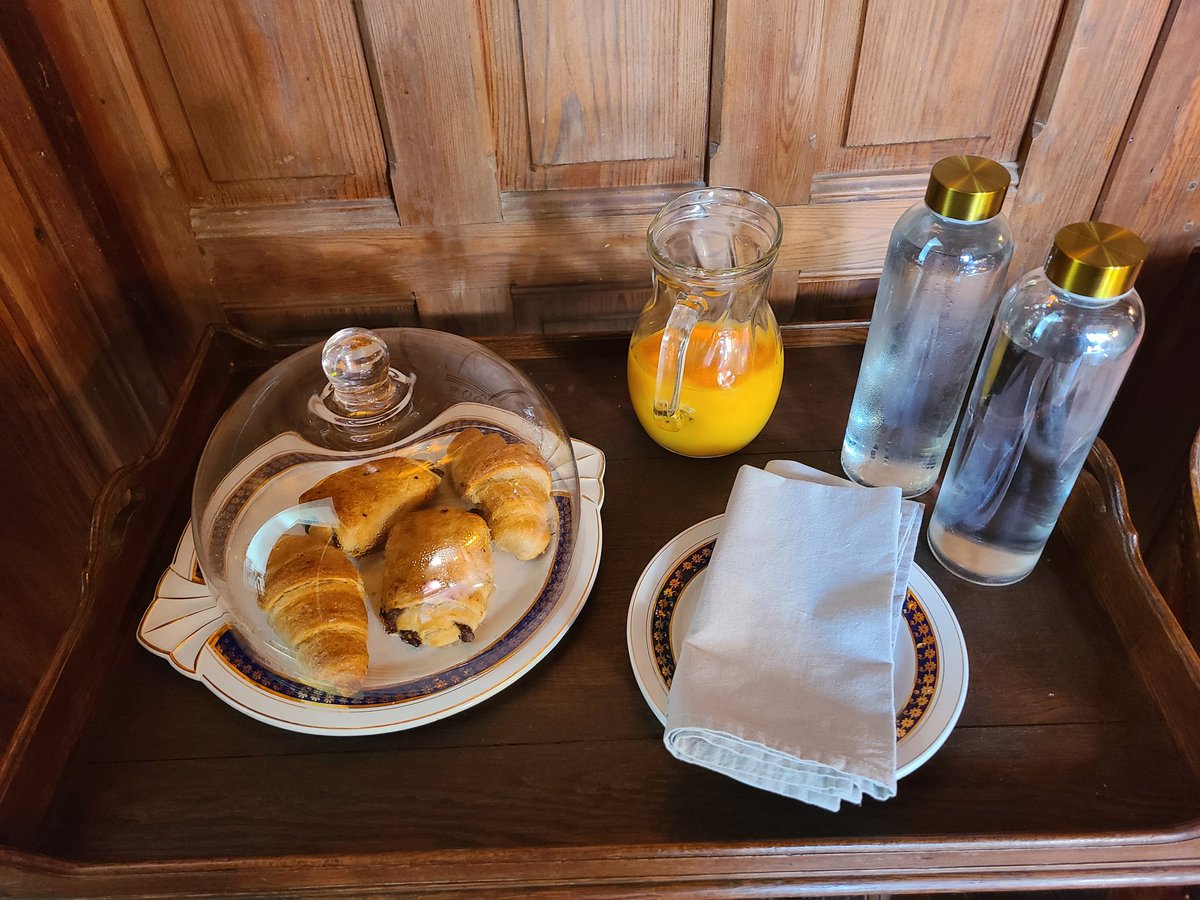 StBridgit's tweet image. Roughing it in the French countryside for the weekend, thanks to my favorite chateau youtubers at Chateau Lalacelle. Highly recommend a visit when they finish renovations and open their BnB!