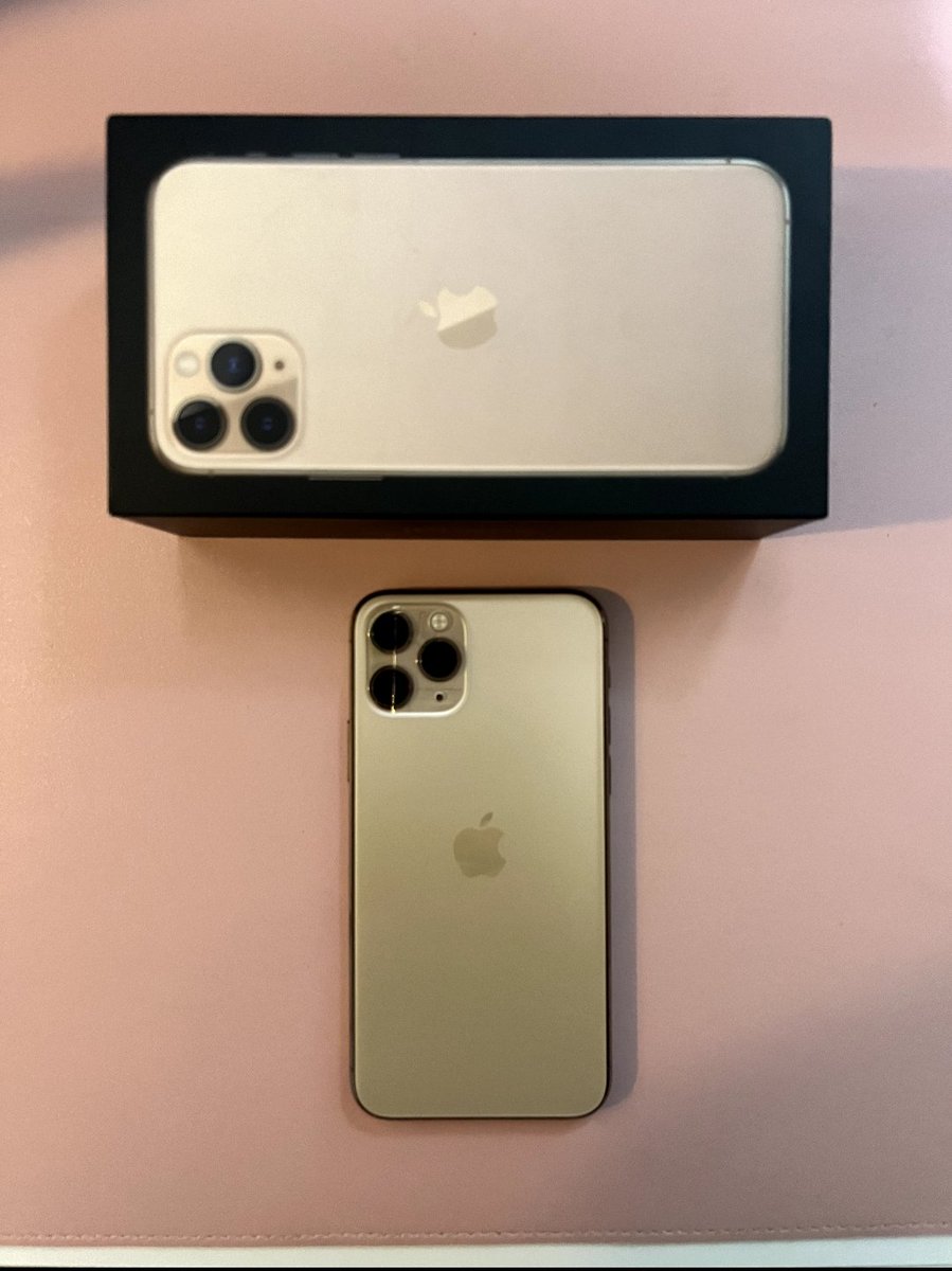 mondaycrumbs's tweet photo. wts lfb ph (helping a friend)

📱Iphone 11 pro -64gb
Batery health: 76%
no defects/dents
no history of repair/replacement
With box (charger included - adapter and wire)

₱13,000 https://t.co/ESAA5sJqi7