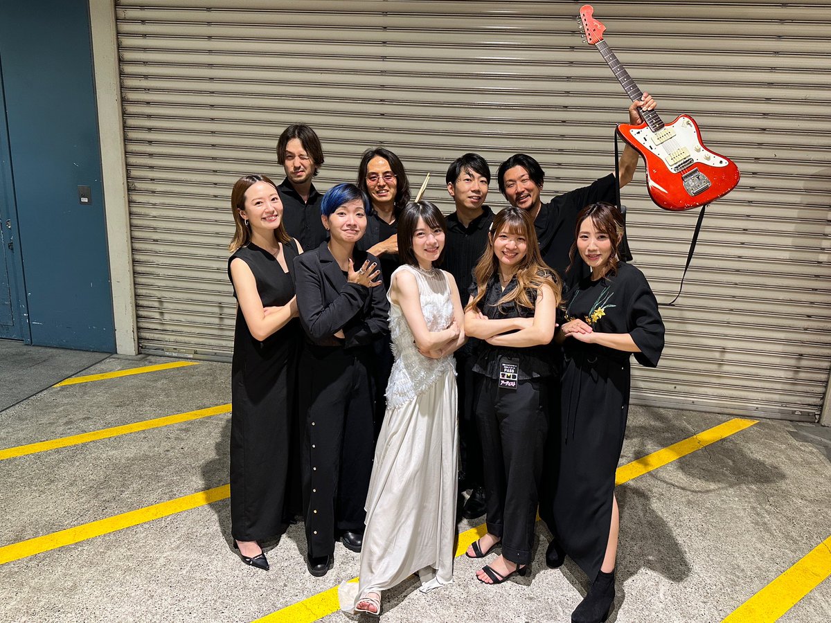 『THE MUSIC DAY 2024』
「hanataba」を歌わせていただきました。
優しくも脆くもあるこの曲は、いつも私を守ってくれる気がして大好きです。
観てくれてありがとう💐
ニューヘアもよろしくね。
まだまだ続く生放送、最後までお楽しみください！
#THEMUSICDAY  <a href="/musicday_ntv/">【公式】年間ミュージックアワード2025</a>  
#milet_hanataba