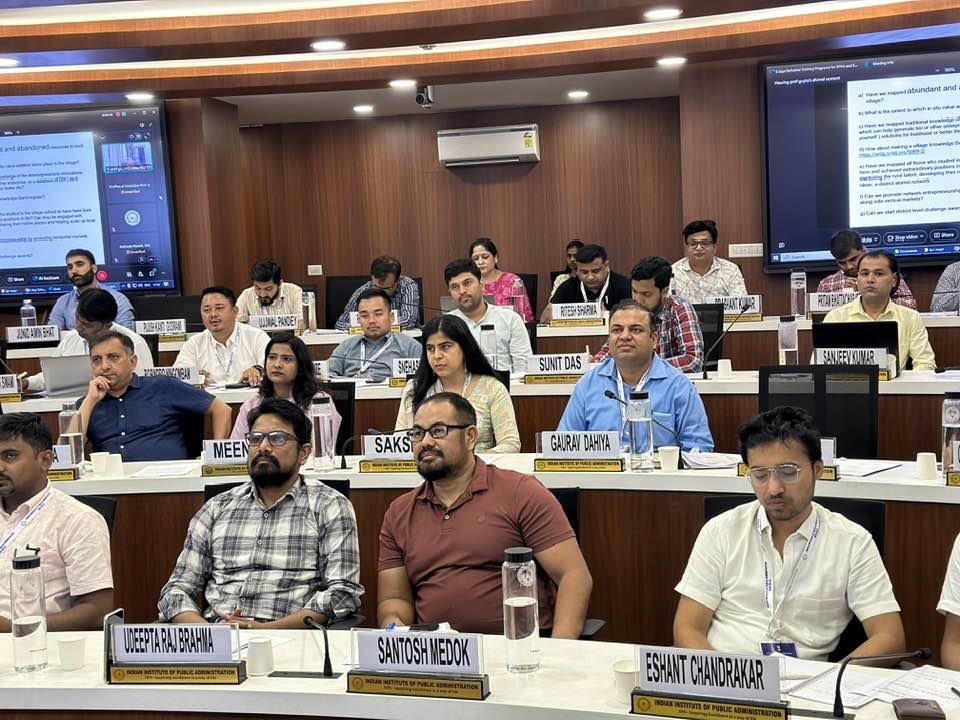 mopr_goi's tweet photo. @MoPR_GoI's five-day refresher training program for #RGSA #StateNodalOfficers & #StateProgramManagers concluded successfully at #IIPA, New Delhi on 5th July 2024. #StateNodalOfficers & #StateProgramManagers play a key role in implementing the Ministry's initiatives on the ground. https://t.co/MFfQgdWWqk