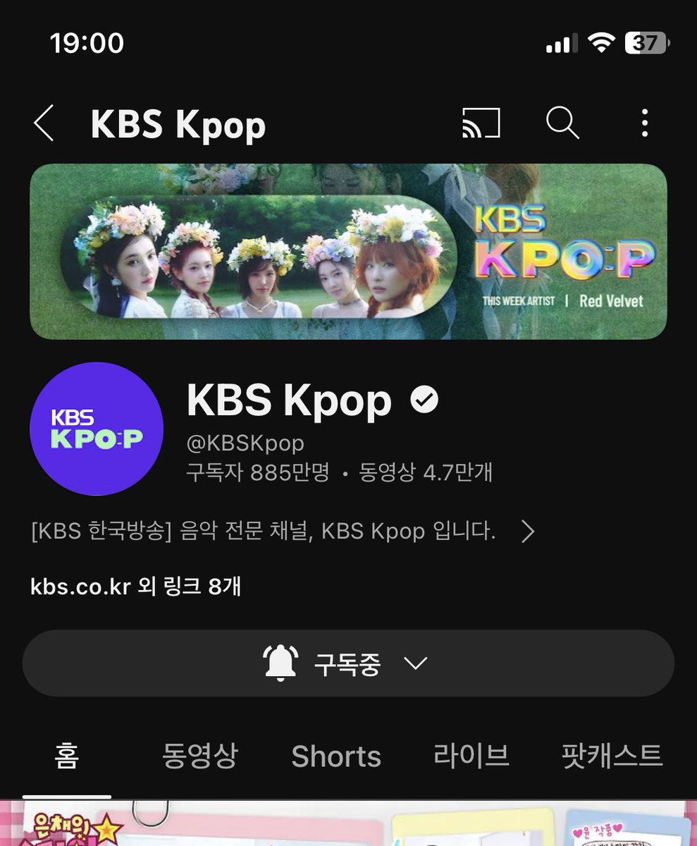 ezzys5582 tweet media