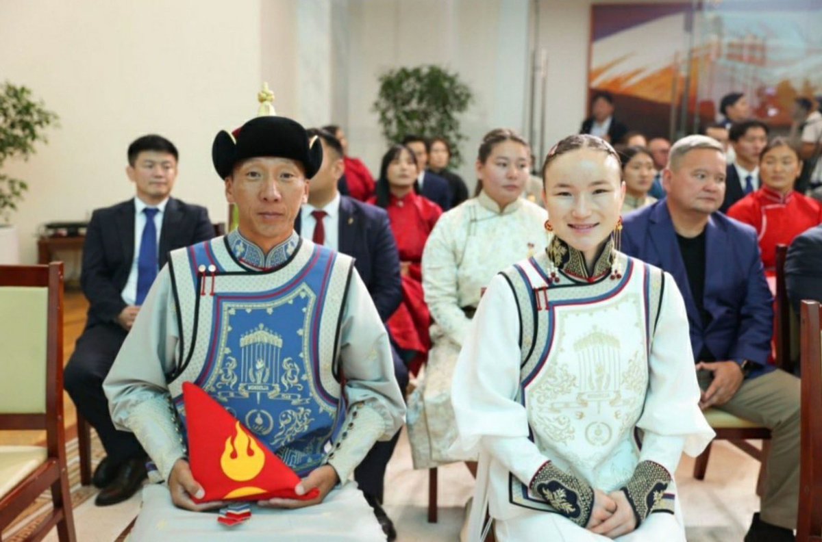 Soon to be world’s first-ever 6-time Olympic marathoner, 42-yr-old Ser-Od Bat-Ochir named flag bearer of Mongolian Olympic team at ceremony in Ulaanbaatar.