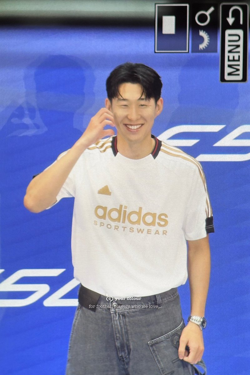 whatisurcolour's tweet photo. 240706 pre.

#손흥민 #SonHeungMin #Sonny https://t.co/N0b7xfjuS0
