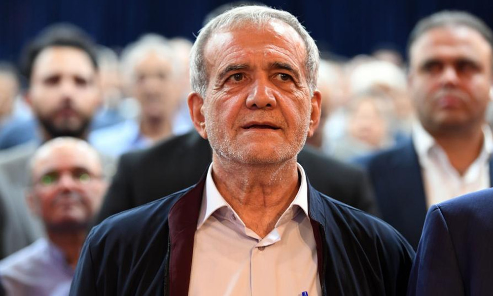 ইরানের নবনির্বাচিত প্রেসিডেন্ট মাসুদ পেজেশকিয়ান