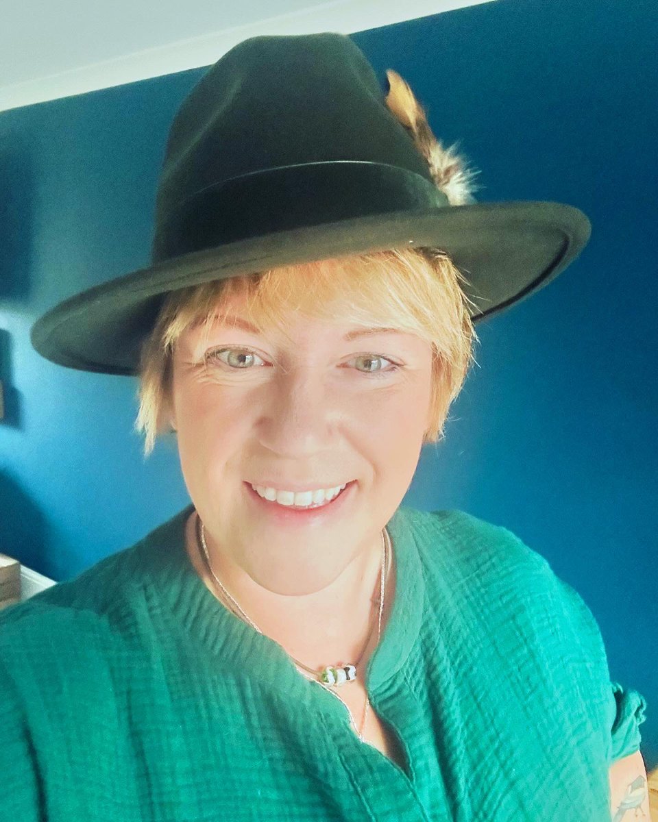 welshadventura's tweet photo. Morning. I have a cool hat. I wish to be known as “Holly the hat” from here on out. #happysaturday #hatterday https://t.co/gUhUVAyqOX