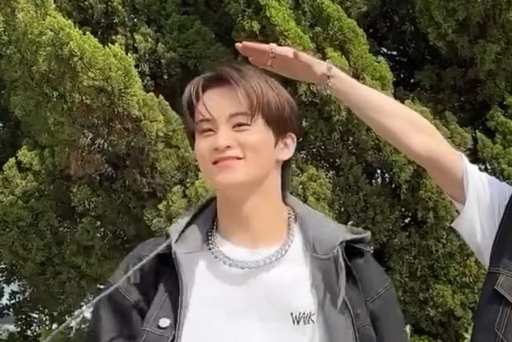 LOOKSMKL's tweet image. 