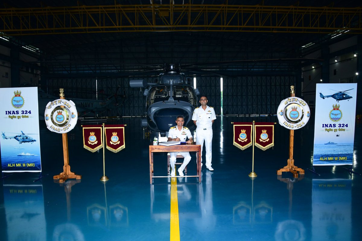 IN_Dega's tweet photo. ⚓️ Indian Naval Air Squadron #INAS324, "The Kestrels" of #INSDega, #Visakhapatnam celebrated its second anniversary with fervor on 4 July 24

🌊Operating ALH MkIII Helicopters, they embody the motto "निद्रुविथ ध्रुड वीर्यवथ," ensuring robust maritime security and demonstrating unwavering dedication to the nation 🇮🇳🇮🇳