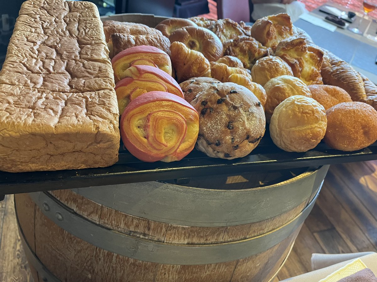 mayonaka0705's tweet image. 昨日結婚記念日だったので、ランチ楽しんできました😋
料理、パン、美味しかったです😊
#神楽坂
#COGS