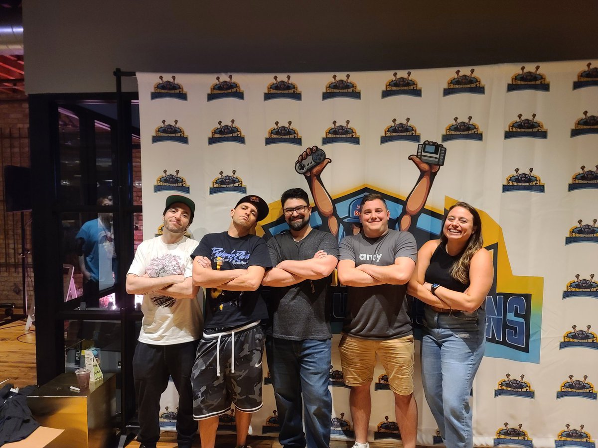 7ravis's tweet image. Thanks for the pic, @GrandPOOBear glad I could catch you again real quick. '22 Speedrun Sessions, '23 Baron of Shell, and '24 GPW3