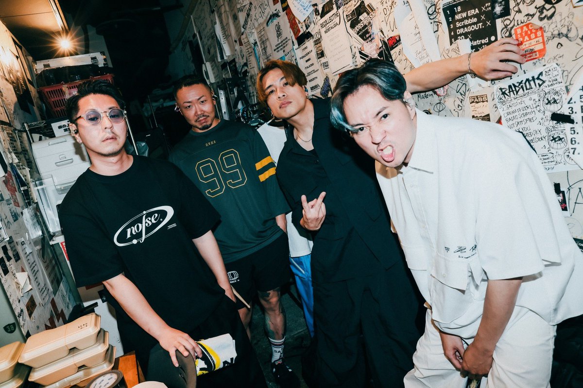__NOISEMAKER's tweet photo. THANK YOU SHIBUYA THE GAME!!
NOISEMAKER 20th Anniversary
「THE EAGLE TOUR」
最高のスタートを切ることができました🦅
MV撮影にご協力いただいた皆様もありがとうございました！
完成をお楽しみに🔥

次は千葉LOOK!!

📷 by @nekoze_photo

#NOISEMAKER
#20thAnniversary
#THEEAGLETOUR
#SHIBUYATHEGAME