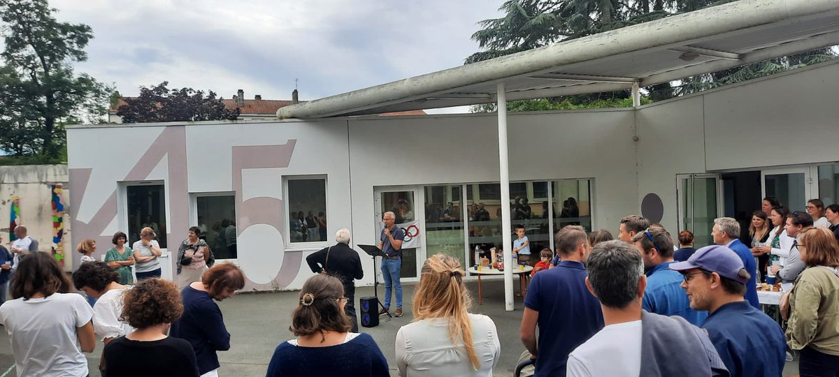 Hier soir pot de départ pour clore l’année. Merci à l’APEL pour l’organisation.