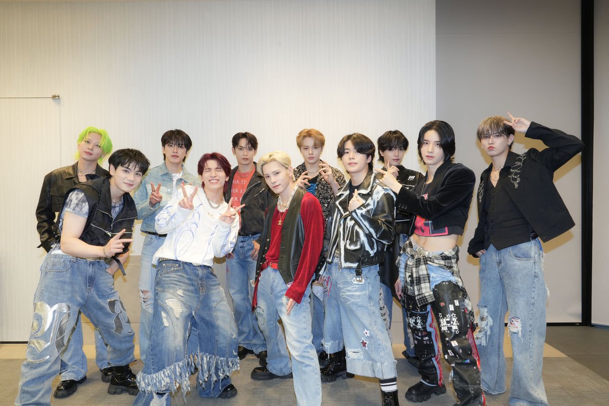 official_jo1's tweet photo. 日本テレビ系 《 THE MUSIC DAY 2024 》

JO1は視聴者投票企画で決まった
'#SuperCali' を披露させていただきました！

投票いただいた皆様
ありがとうございました！

引き続き #THEMUSICDAY をお楽しみください✨

🔮 'SuperCali' MV
https://t.co/dfkJ56XBR6
🔮 'SuperCali' Streaming
https://t.co/Cig8k6ts7I

#TMD2024
#JO1 #スパカリ
#胸を動かすJO1のSuperCali