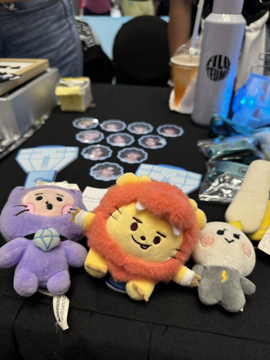 7chillshhh's tweet photo. I’m here at TREASURE PH booth! ❤️
#TREASURE #트레저 @treasuremembers
#KPOPCON #kpopconevents @kpopconph @KCCPHIL @WeTeuMesPH https://t.co/0eu3kNE074