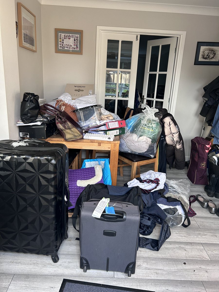 Claire Pearsall tweet media