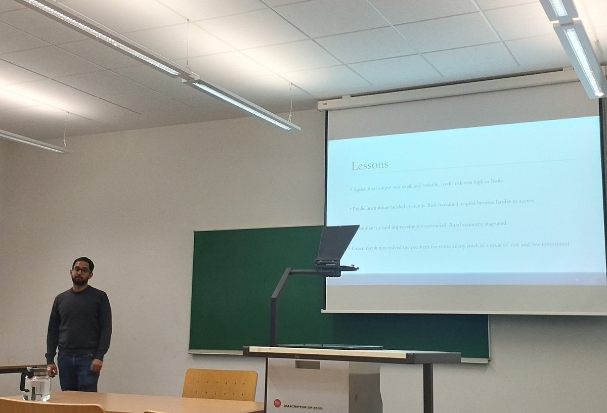 Centre for Modern Indian Studies, CeMIS (@cemis_unigoe) on Twitter photo The CeMIS summer colloquium wrapped up with a discussion on <a href="/MaanikNath/">Maanik Nath</a> book, "Capital Shortage: Credit and Indian Economic Development, 1920-1960" (Cambridge University Press, 2023). Wishing everyone a fantastic summer vacation! #CeMIS #EconomicHistory The CeMIS summer colloquium wrapped up with a discussion on <a href="/MaanikNath/">Maanik Nath</a> book, "Capital Shortage: Credit and Indian Economic Development, 1920-1960" (Cambridge University Press, 2023). Wishing everyone a fantastic summer vacation! #CeMIS #EconomicHistory