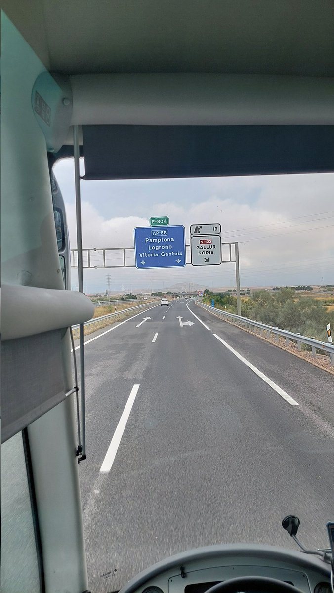 De camí a Miranda de Ebro per ballar amb "Família Castellana".