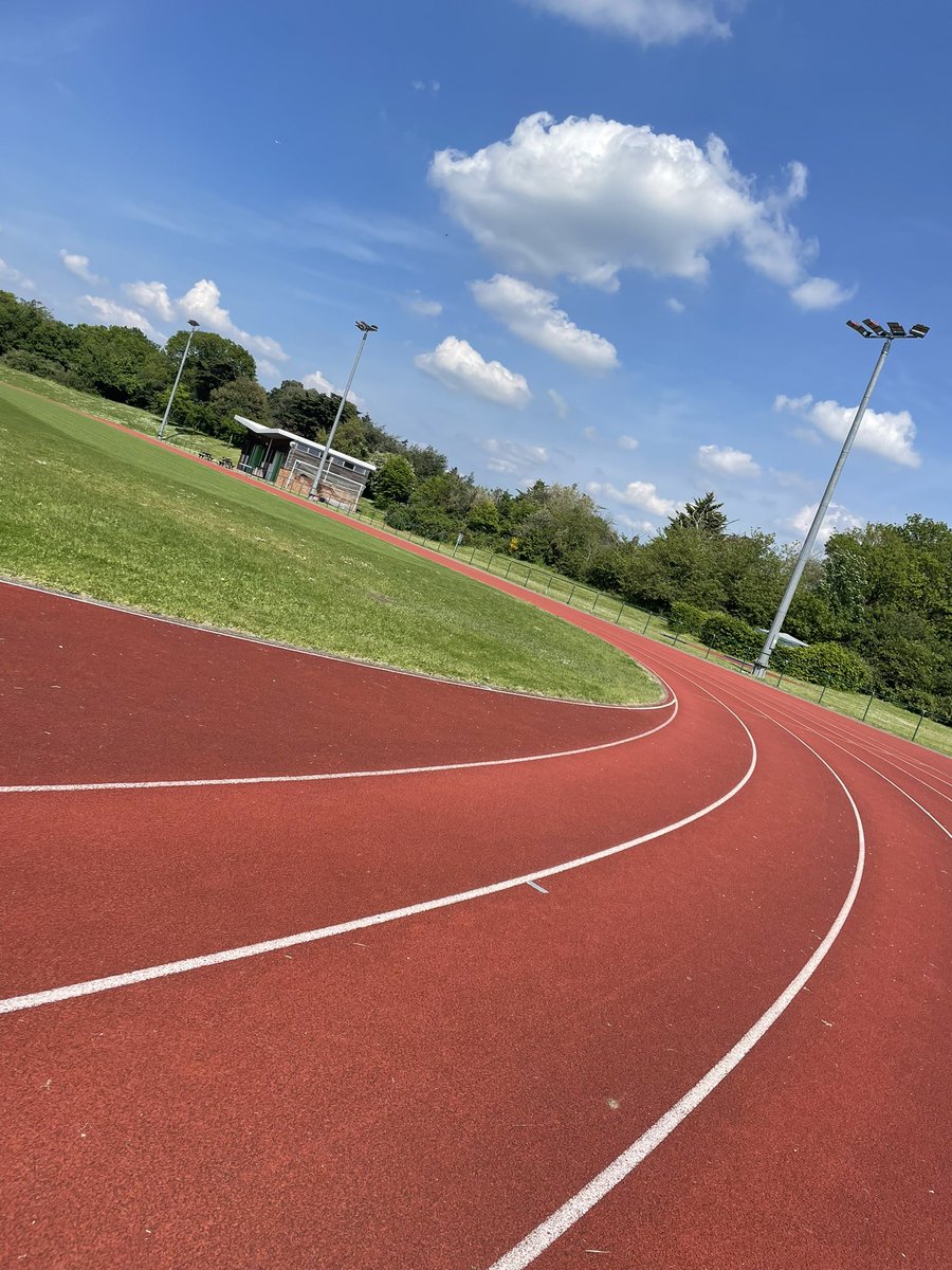 REPeformance's tweet photo. I’ve completed it! My first year as an S&amp;C Coach at a private school.
This has given me the opportunity to work in elite facilities with multiple sports all the way up to international level. Enabling to become a well rounded practitioner.
Looking forward to pre season already! https://t.co/i6SRlHTkmq