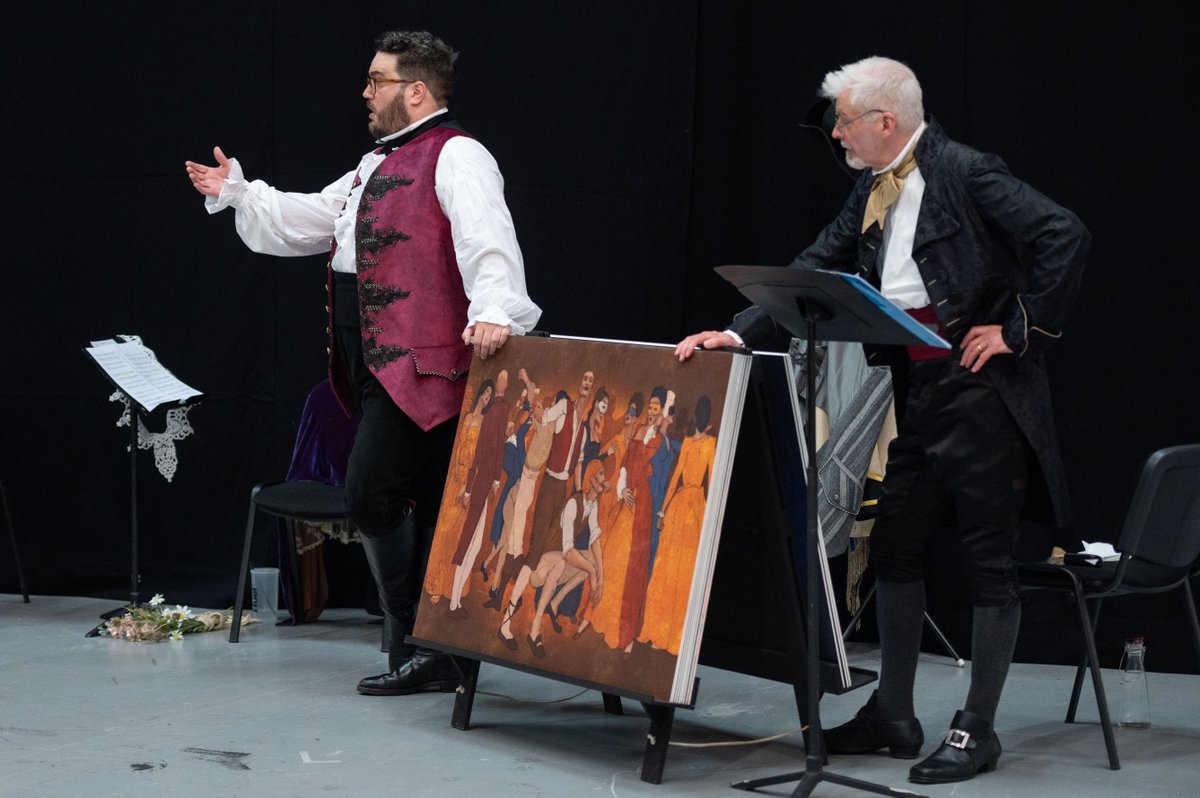 Pop-up opera performs at Stockingfield Bridge today! 😎  We present our Pop-up Opera performances of Don Giovanni and The Merry Widow at a free family event in the art park. Scottish Opera Emerging Artist, Catriona Hewitson, will be joining today's cast. scottishcanals.co.uk/events/upcomin…