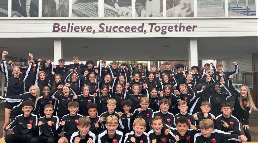 🏃🏻‍♂️‍➡️🏃🏽‍♀️‍➡️❤️