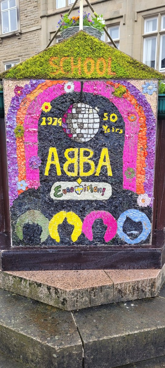 BCSchool1's tweet image. It's Buxton Wells Dressing! A huge congratulations to the students who created our winning designs. They worked exceptionally hard! The boards are displayed at the children's well, outside the Cavendish Arcade. We hope you get chance to see their work. #lovelearninglovelife