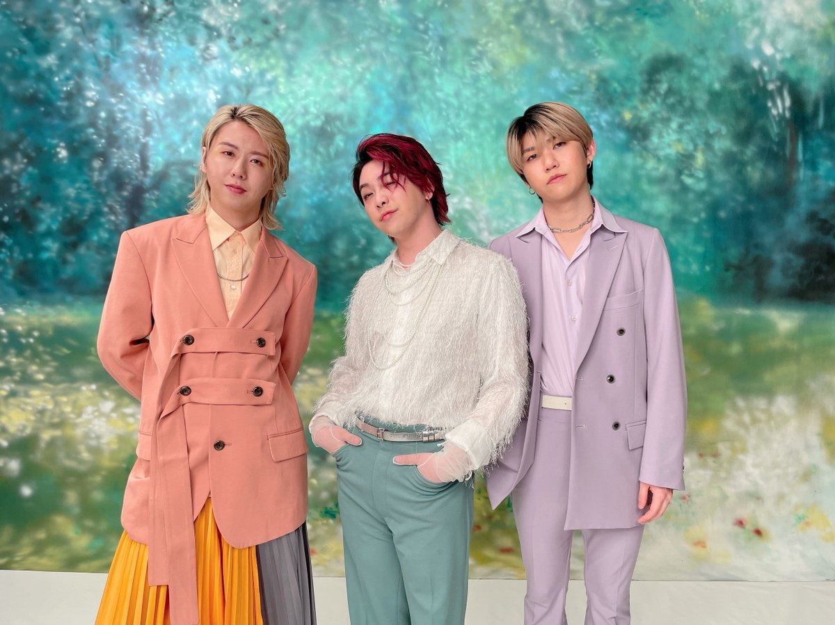 BPerna's tweet image. Mrs. GREEN APPLE ≪ゼンジン未到とヴェルトラウム〜銘銘編〜≫ 生放送 生中継

＜7月6日(土)＞
目も楽しむどー！！！

🔗生中継🇯🇵➤tinyurl.com/8khtjh2b

#MrsGREENAPPLE 
#ミセス #ミセスグリーンアップル
#銘銘編 #ゼンジン未到とヴェルトラウム