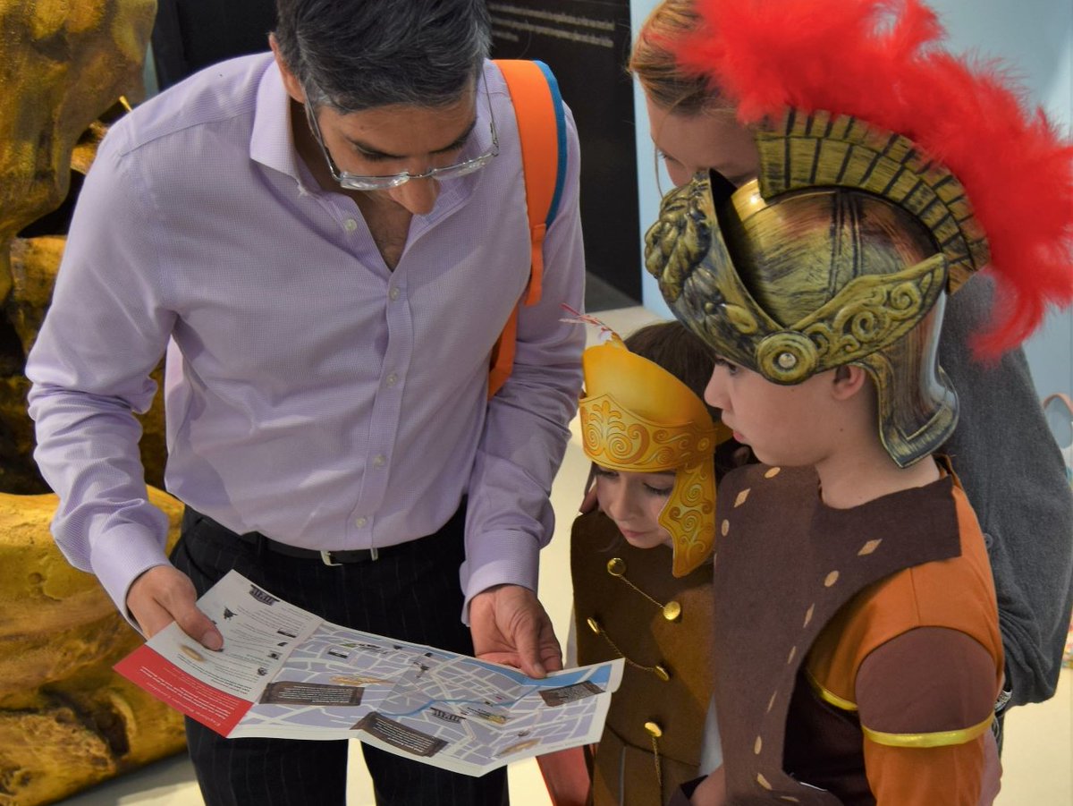 Grab your little gladiators, put on your helmets and head forth to conquer Londinium! 💪 We're teaming up with London's Roman Amphitheatre and the London Mithraeum for a free and interactive family trail exploring Roman Londinium.
📅: 26-27 July, 11am to 4pm