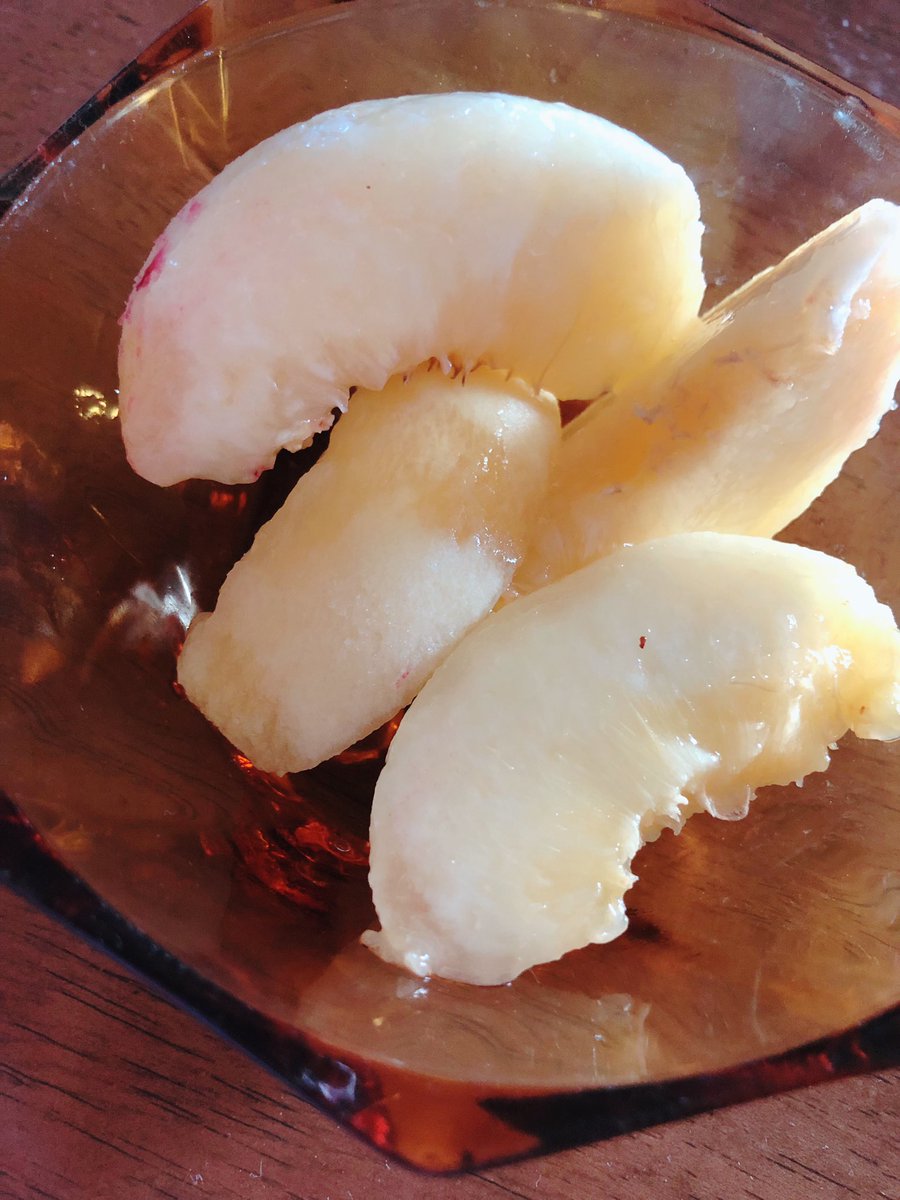 誕生日なので桃いただきました🍑