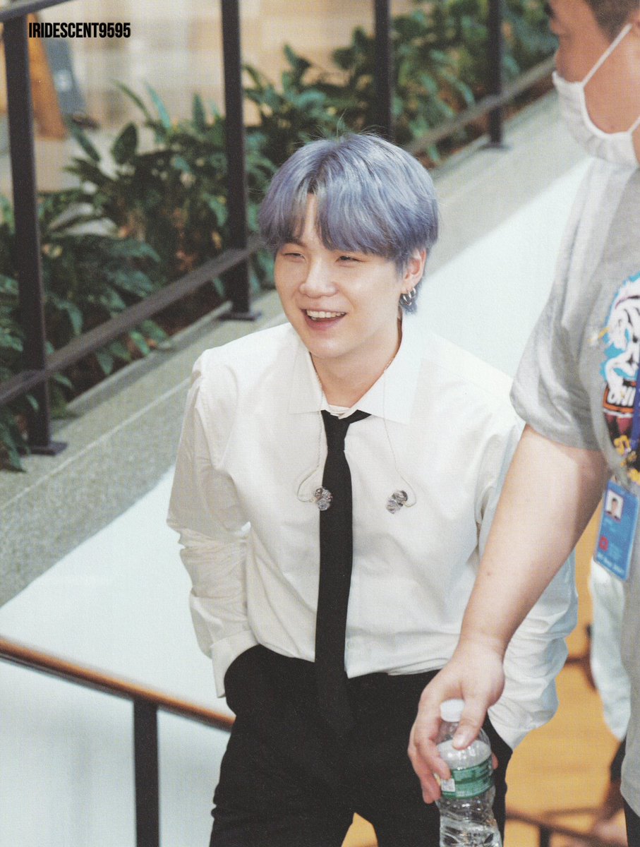 iridescent9595_'s tweet photo. [SCAN] 윤기  

보고싶다 융갸...

#suga https://t.co/njeWtFIQDe