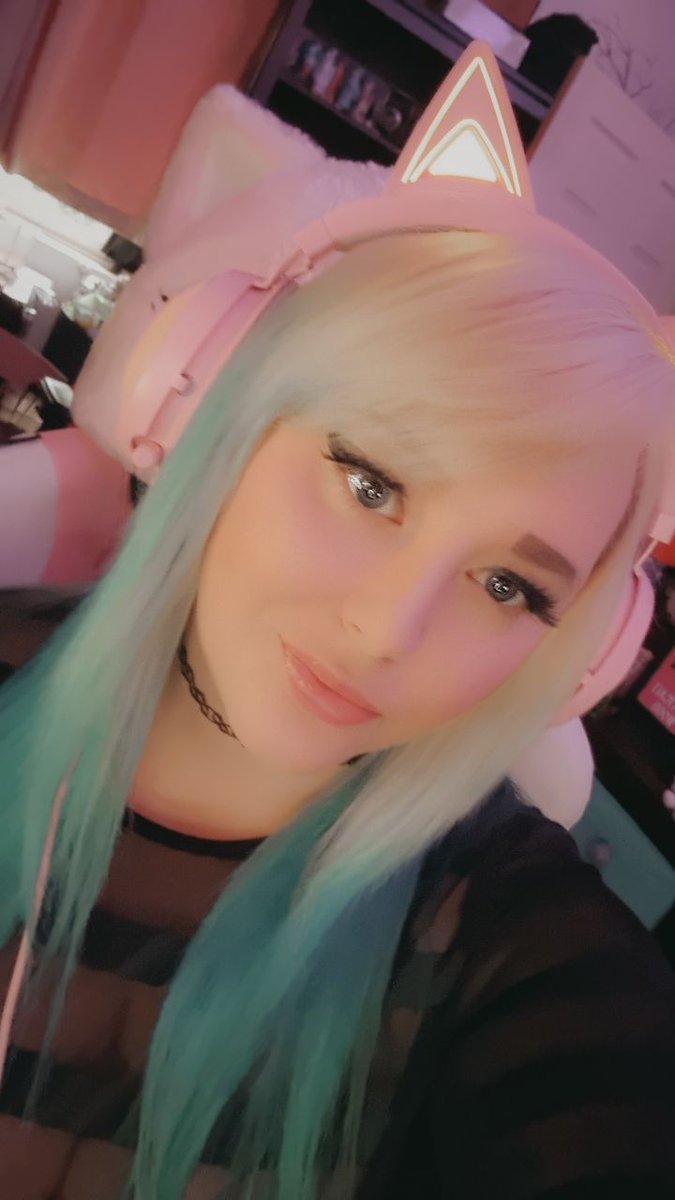 Hey everyone! I'm KittyCait, a just chatting streamer over on Twitch.
We are doing a segment we call Kitty Convos where we interview streamers!
We talk all about their journey!
Tell me a little about yourself! We'd love to have you on! Twitch.tv/kittycaitwood