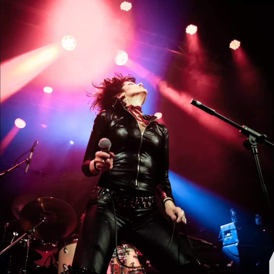 thepriscillas's tweet photo. Next gig is July 13th in #CamdenTown! With #LoveParade & #ExplodeTheTV. Tickets available here:
https://t.co/pjyP3J74La
Photo credit:
left #MagdaCampagne
right #HannaBodsworth https://t.co/QYzaJHZKwu
