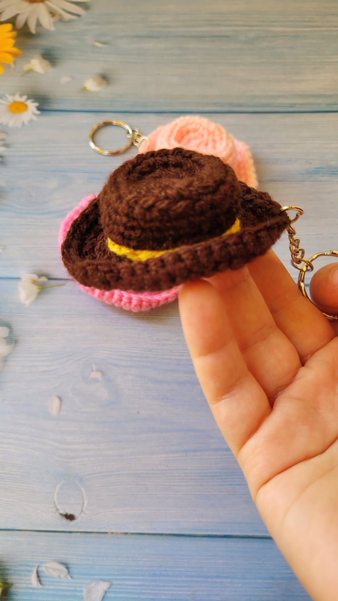 margscrochet's tweet photo. Cowboy keychain 🤠 https://t.co/mCHc9dGPwj