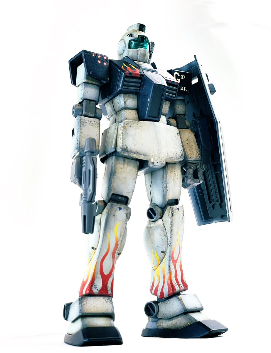1/144 RGM-79'GM'完成とします❗️
シンプルなジムを塗装とデカールだけでかっこよくを目指しました。
ファイヤーパターンでマッシブなジムにしてみました🫡
ぜひ見てやって下さい❗️
#ガンダム
#ガンプラ
#HG
#ジム