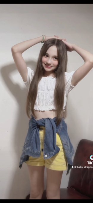 Twitterのコスプレ画像10