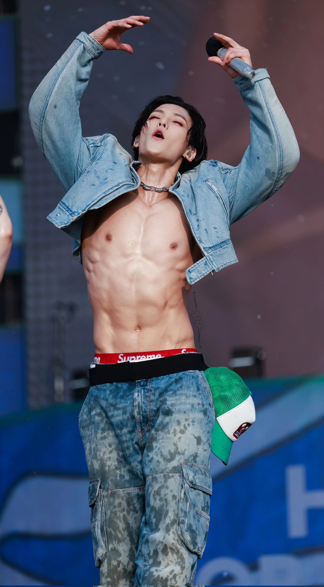 GRz09kkbcAAxZul?format=jpg&name=large