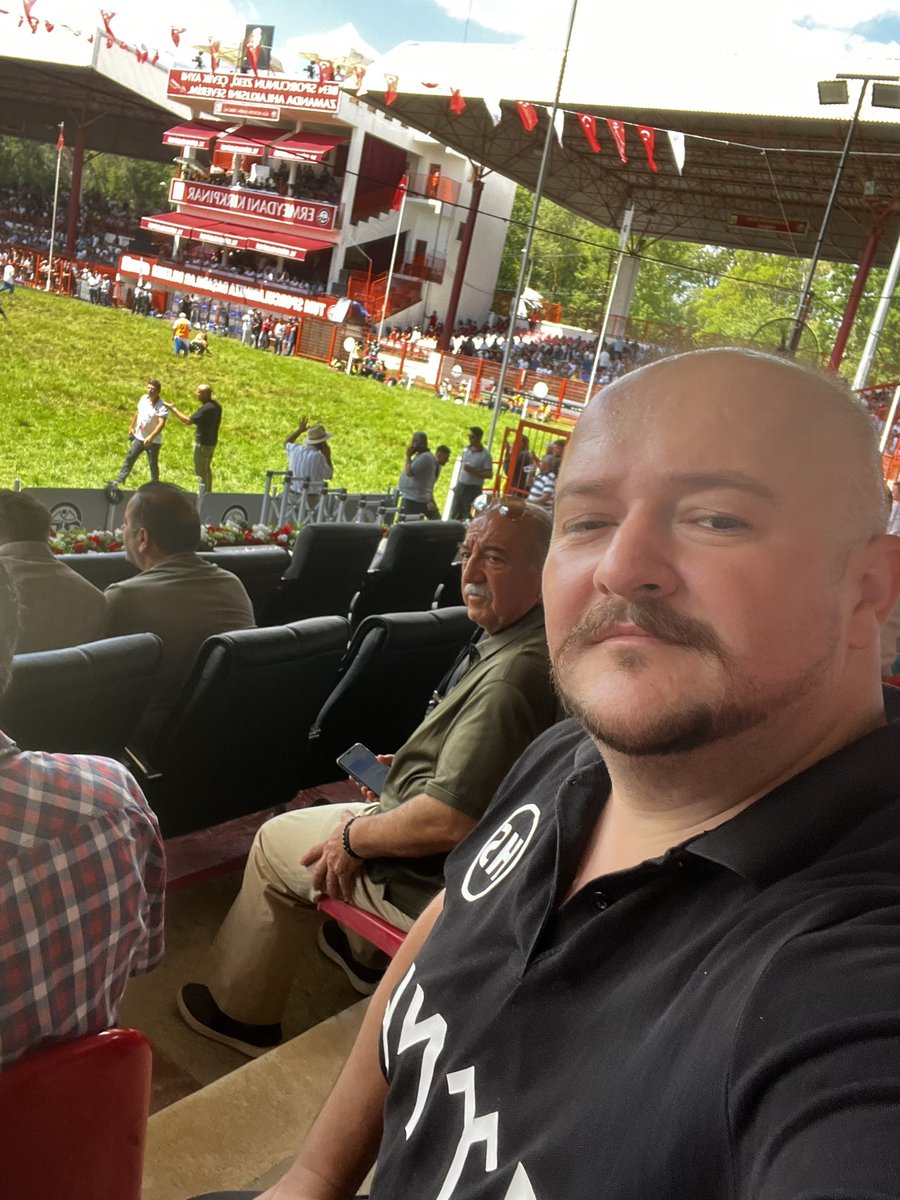 663. Kırkpınar güreşlerini izlemek ve kemeri tekrar Antalya’ya götürmek için Edirne’de yerimizi aldık. Tüm sporculara başarılar diler kazasız belasız geçmesini temenni ederim 
#kırkpınar #yağlıgüreş #edirne #wrestling #oilwrestling #