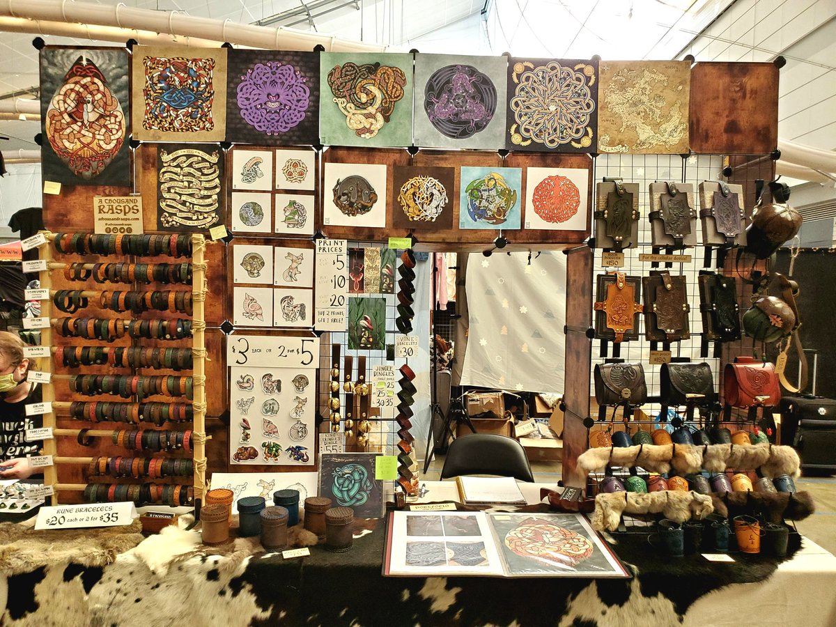 #anthrocon I am in you! Table M20 in the dealers room!