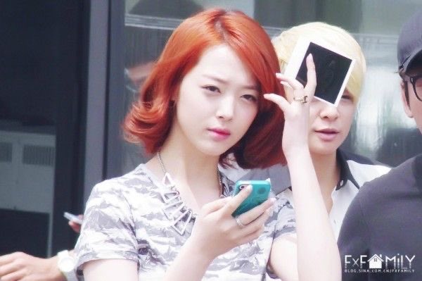 sulliselcabot's tweet image. what's the color of this hair? 😭