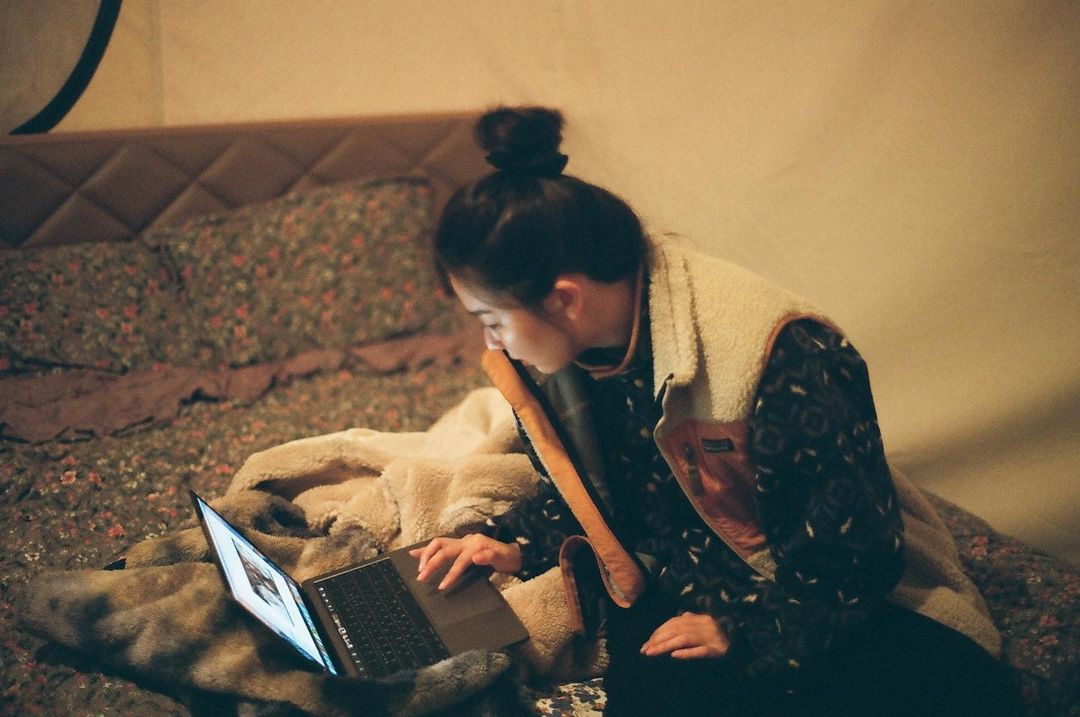 minjoohyuns's tweet photo. seulgi is so wong kar wai film coded https://t.co/w8gL0c9rqi