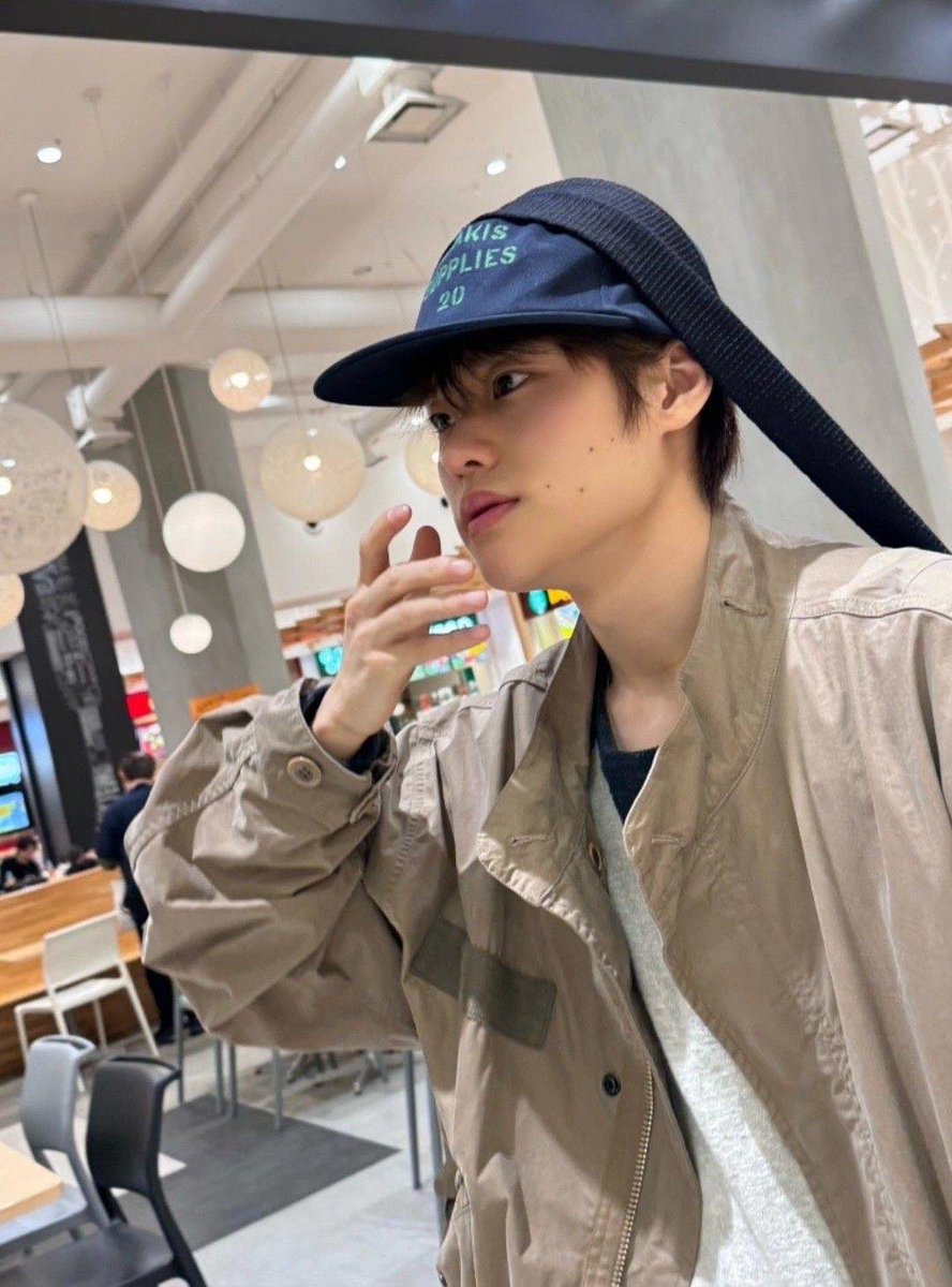 lemmerealm's tweet photo. " It's me Tara "

          — I always fall for you 

🍴 with @Y0URGIFT https://t.co/7EbKWtMIHu