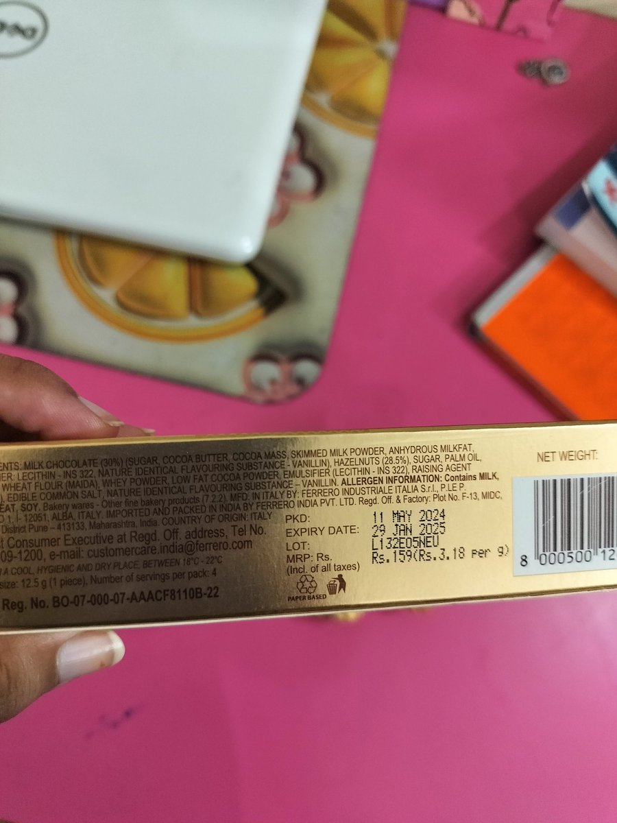 AaradhyaaA36736's tweet photo. I just got this chocolate and it is full of fungus @FerreroRocherIN this is what we do not expect from a brand like yous...
It's not edible and a waste of money. https://t.co/zt4aFGdEmb