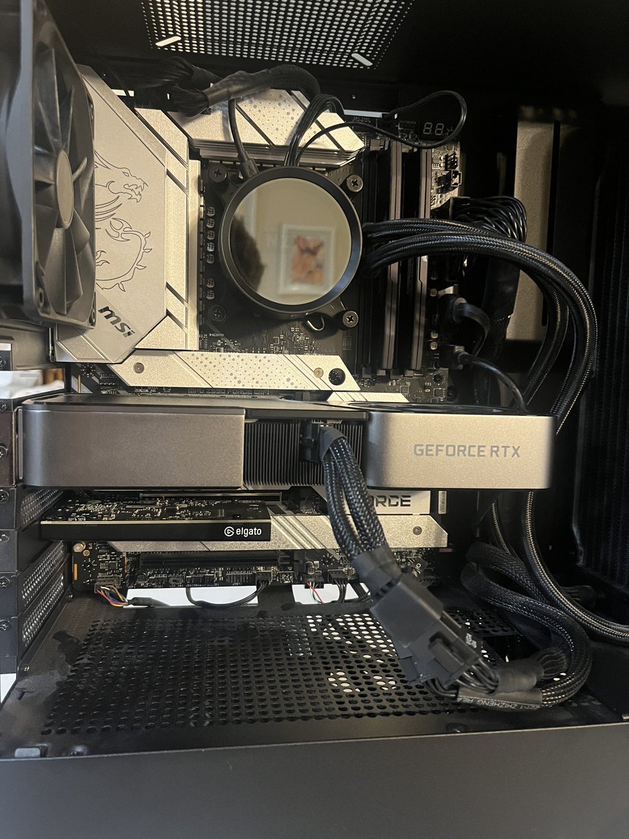 IM READY <a href="/EASPORTS_CUT/">CFB Ultimate Team</a>