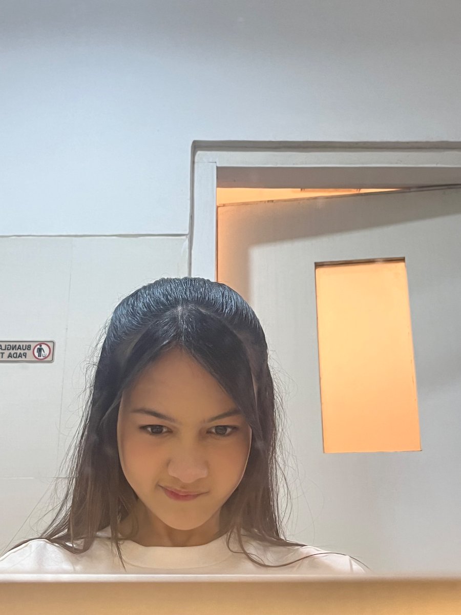 Nachia_JKT48's tweet photo. TFT SEMUAA https://t.co/jQNQdwVWbX