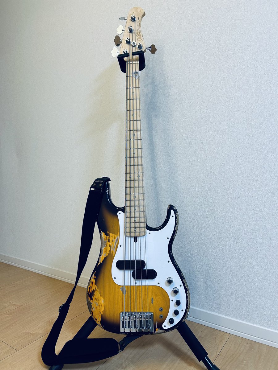 ニコイチプレシジョンベース my new gear… #xotic #XP1T #5弦ベース #プレベ #プレシジョンベース