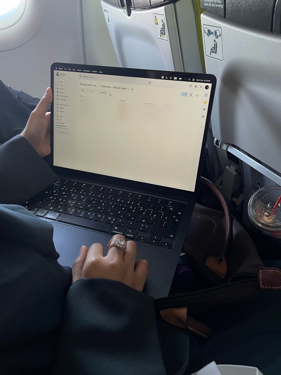 ItsWareeef's tweet image. إلى أبها✈️
للمشاركة في #Eduthon مع فريق واعد🤍