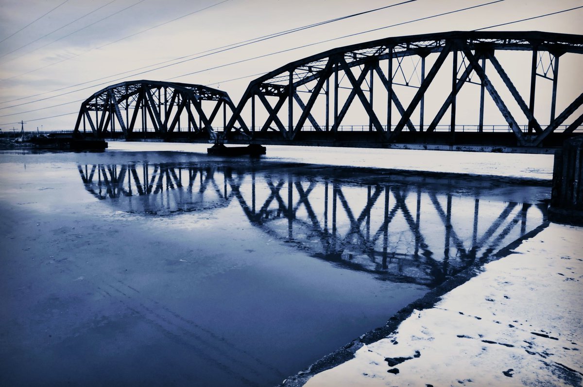 QP a #bnw Local #SackvilleNewBrunswick #bridge with some #reflection